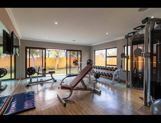4 BEDROOM HOUSE FOR SALE IN EYE OF AFRICA ESTATE